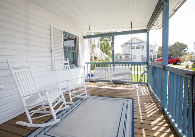 Photo 3 of Single family home for sale at 1606 Hillside Dr S, North Myrtle Beach, SC 29582 | MLS# 2603033 | Listing updated on 2026-09-04