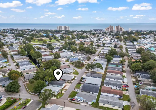Photo 3 of Manufactured home for sale at 460 Fair Oaks Dr, Myrtle Beach, SC 29575 | MLS# 2604289 | Listing updated on 2026-09-03