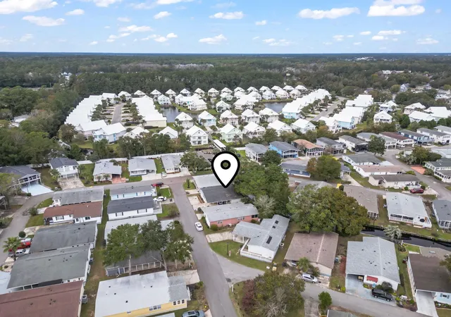 Photo 4 of Manufactured home for sale at 460 Fair Oaks Dr, Myrtle Beach, SC 29575 | MLS# 2604289 | Listing updated on 2026-09-03