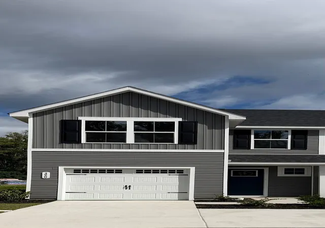Photo 1 of Sale Pending at 390 Myrtle Meadows Dr #473F, Conway, SC 29526 | MLS# 2604315 | Listing updated on 2026-09-09