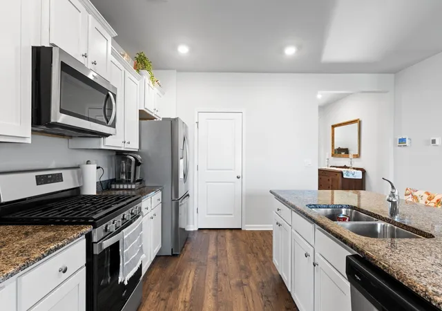 Photo 3 of Single family home for sale at 955 Irving Dr, Little River, SC 29566 | MLS# 2604918 | Listing updated on 2026-09-30