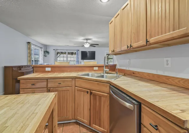 Photo 3 of Single family home for sale at 4040 Longleaf Ln, Murrells Inlet, SC 29576 | MLS# 2605367 | Listing updated on 2026-09-06