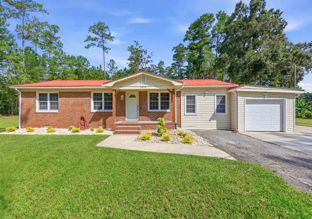 Photo 1 of Single family home for sale at 2806 Nursery Rd, Conway, SC 29526 | MLS# 2605515 | Listing updated on 2026-09-01