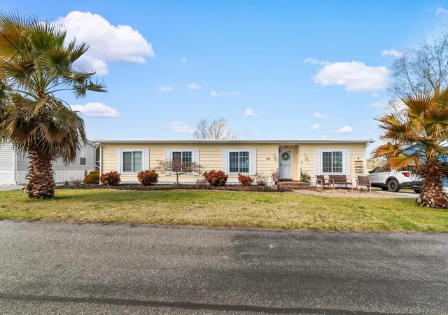 Photo 1 of Manufactured home for sale at 815 Waterway Dr, North Myrtle Beach, SC 29582 | MLS# 2605601 | Listing updated on 2026-09-09