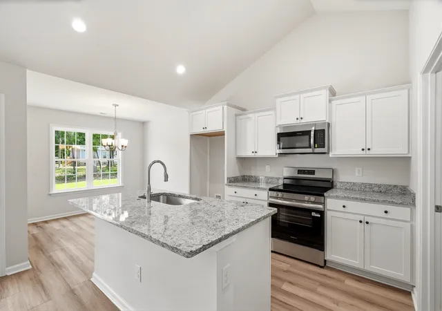 Photo 4 of Sale Pending at 34 Bennington Ct, Georgetown, SC 29440 | MLS# 2605865 | Listing updated on 2026-09-12