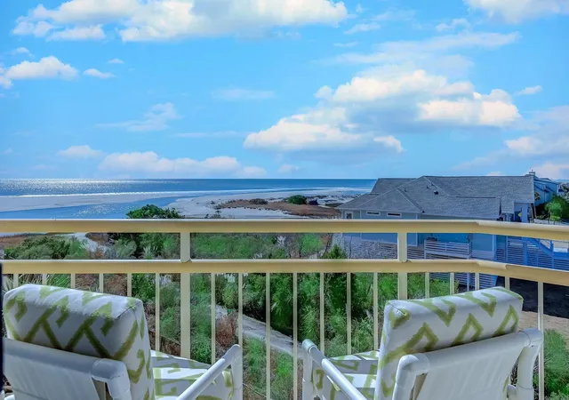 Photo 3 of Condo for sale at 101 Ocean Crk Dr #QQ-3, Myrtle Beach, SC 29572 | MLS# 2606178 | Listing updated on 2026-09-09
