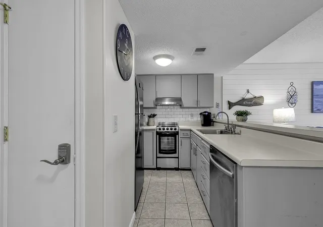 Photo 2 of Condo for sale at 5905 S Kings Hwy #4202, Myrtle Beach, SC 29575 | MLS# 2606349 | Listing updated on 2026-09-08
