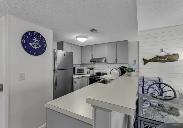 Photo 3 of Condo for sale at 5905 S Kings Hwy #4202, Myrtle Beach, SC 29575 | MLS# 2606349 | Listing updated on 2026-09-08