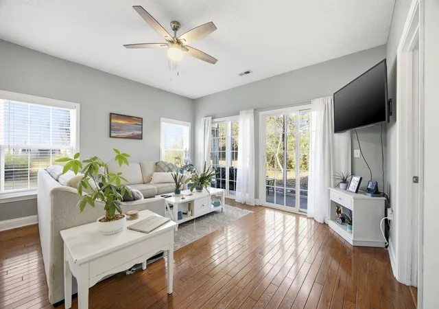 Listing Photo 5 - Condo for sale in building located at 5026 Belleglen Ct, Myrtle Beach, SC 29579 - Unit #101