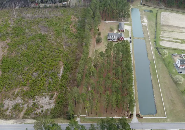 Photo 3 of Single family home for sale at 427 Berley Mc Rd, Conway, SC 29526 | MLS# 2606535 | Listing updated on 2026-09-09