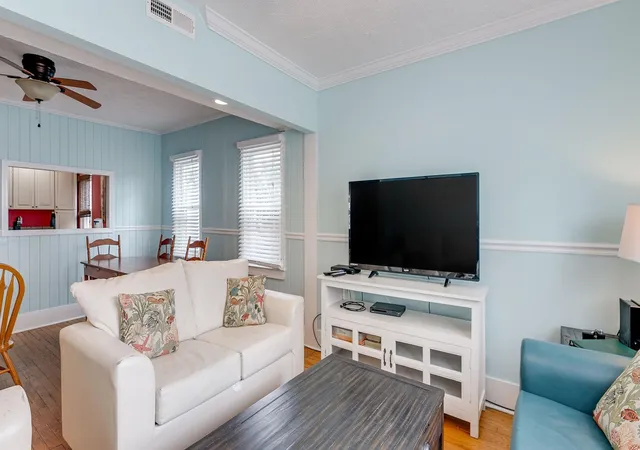 Photo 4 of Single family home for sale at 1418 S Ocean Blvd, North Myrtle Beach, SC 29582 | MLS# 2607065 | Listing updated on 2026-09-29
