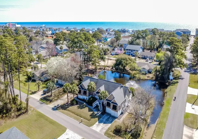Photo 2 of Single family home for sale at 815 S Willow Dr, Surfside Beach, SC 29575 | MLS# 2607223 | Listing updated on 2026-09-08