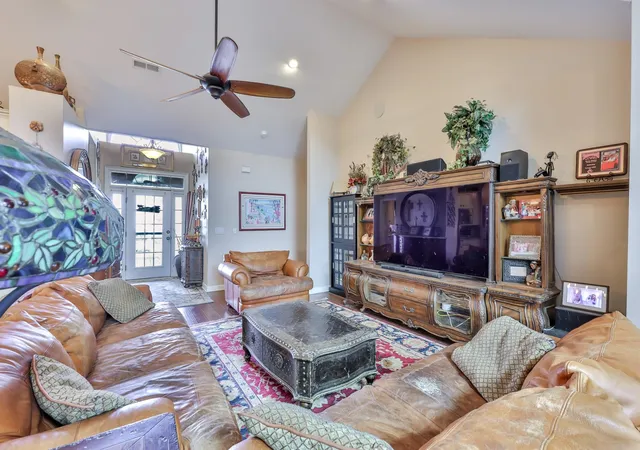 Photo 3 of Single family home for sale at 815 S Willow Dr, Surfside Beach, SC 29575 | MLS# 2607223 | Listing updated on 2026-09-08