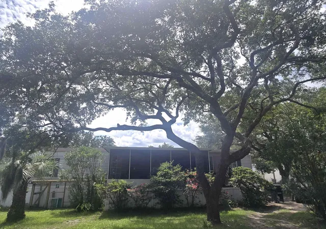 Photo 3 of Manufactured home for sale at 322 Yucca Cir, Murrells Inlet, SC 29576 | MLS# 2607296 | Listing updated on 2026-09-08