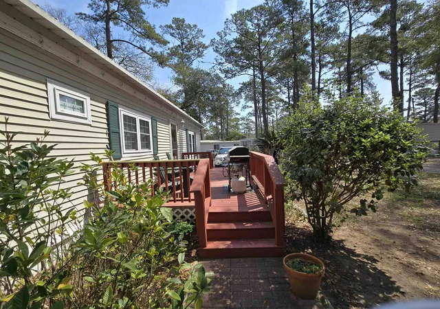 Photo 4 of Manufactured home for sale at 420 Delton Dr, Murrells Inlet, SC 29576 | MLS# 2607302 | Listing updated on 2026-09-08