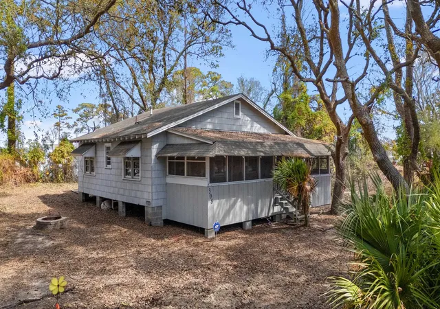 Photo 1 of Single family home for sale at 308 Sandcrest Dr, North Myrtle Beach, SC 29582 | MLS# 2607425 | Listing updated on 2026-09-04