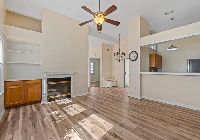 Photo 3 of Single family home for sale at 102 Whitehaven Ct, Myrtle Beach, SC 29577 | MLS# 2607467 | Listing updated on 2026-09-12