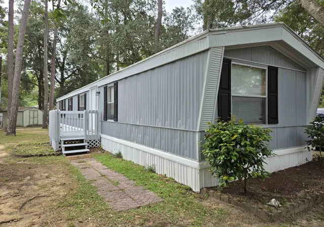 Photo 2 of Manufactured home for sale at 495 Clubhouse Rd, Murrells Inlet, SC 29576 | MLS# 2608050 | Listing updated on 2026-09-08