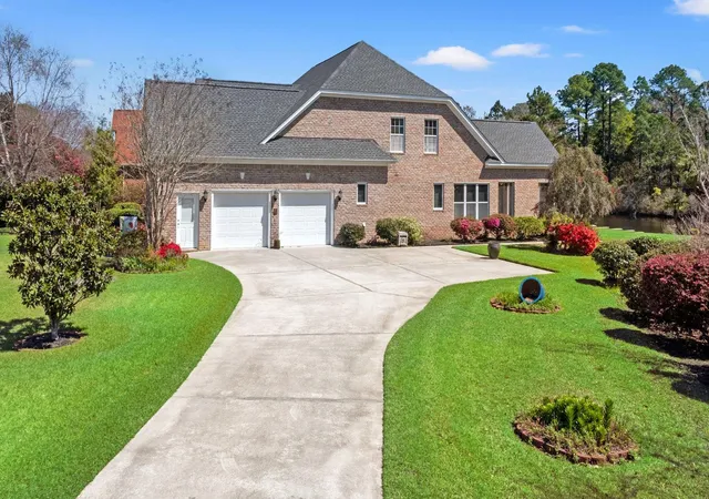 Photo 2 of Single family home for sale at 8013 Wacobee Dr, Myrtle Beach, SC 29579 | MLS# 2608148 | Listing updated on 2026-10-02