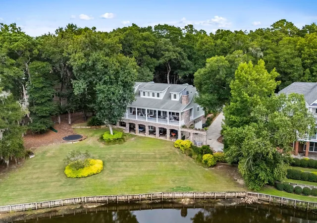 Photo 2 of Mansion for sale at 2073 Turnberry Ln, Murrells Inlet, SC 29576 | MLS# 2608511 | Listing updated on 2026-09-10