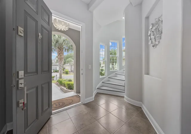 Photo 3 of Single family home for sale at 914 Bluffview Dr, Myrtle Beach, SC 29579 | MLS# 2608755 | Listing updated on 2026-10-02