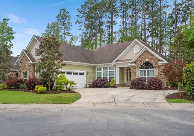 Photo 2 of Single family home for sale at 2851 Mcleod Ln, Myrtle Beach, SC 29588 | MLS# 2609015 | Listing updated on 2026-09-07
