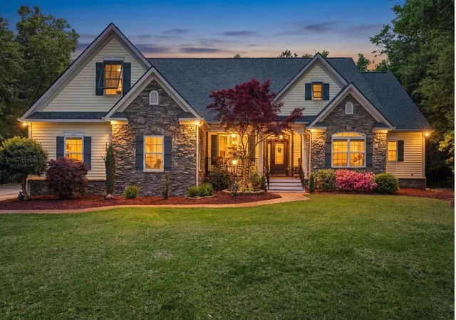 Photo 1 of Single family home for sale at 33 Deer Moss Ct, Pawleys Island, SC 29585 | MLS# 2609693 | Listing updated on 2026-09-15