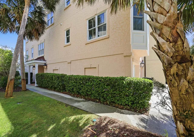 Photo 3 of Sale Pending at 126 Summer Hvn Ct #II-E-1, Georgetown, SC 29440 | MLS# 2609964 | Listing updated on 2026-10-05