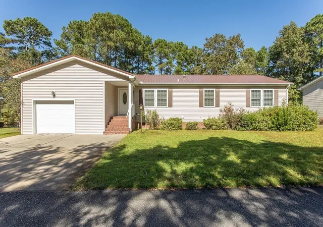 Photo 1 of Manufactured home for sale at 4517 Manitook Dr, Little River, SC 29566 | MLS# 2610109 | Listing updated on 2026-09-08