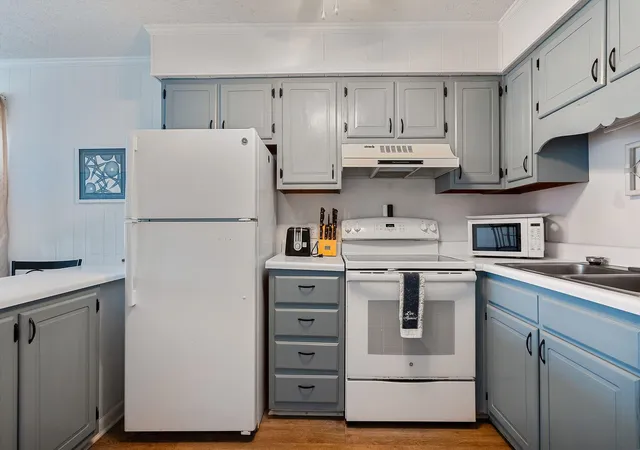 Photo 4 of Condo for sale at 9540 Shore Dr #3P, Myrtle Beach, SC 29572 | MLS# 2610169 | Listing updated on 2026-09-14