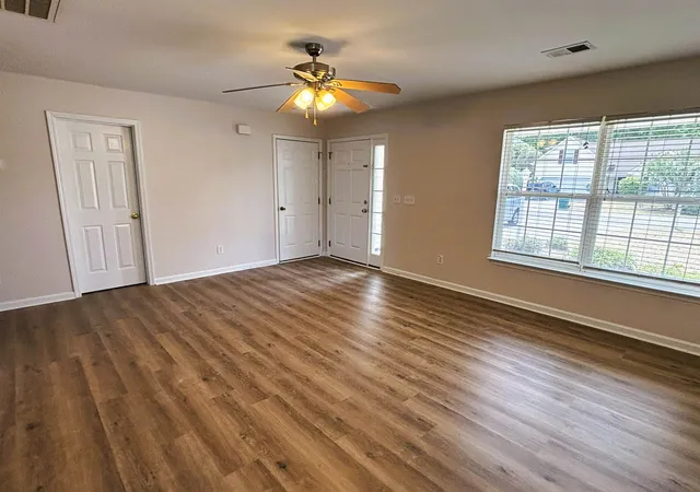 Photo 3 of Single family home for sale at 9050 Gatewick Ct, Myrtle Beach, SC 29579 | MLS# 2611257 | Listing updated on 2026-09-04