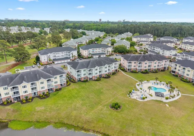 Listing Photo 4 - Condo for sale in building located at 4879 Dahlia Ct, Myrtle Beach, SC 29577 - Unit #303