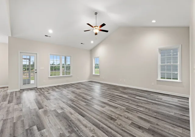 Photo 2 of Single family home for sale at 72 Cove Ln, Georgetown, SC 29440 | MLS# 2611833 | Listing updated on 2026-10-02