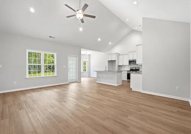 Photo 3 of Single family home for sale at 112 Cove Ln, Georgetown, SC 29440 | MLS# 2611870 | Listing updated on 2026-10-02