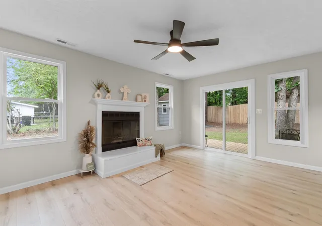 Photo 4 of Single family home for sale at 5620 Rosewood Dr, Myrtle Beach, SC 29588 | MLS# 2612032 | Listing updated on 2026-09-14