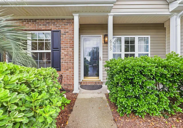 Photo 3 of Sale Pending at 635 Wilshire Ln #635, Murrells Inlet, SC 29576 | MLS# 2612033 | Listing updated on 2026-09-07