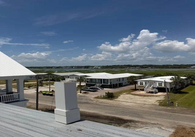 Photo 3 of Sale Pending at 231 Underwood Dr, Murrells Inlet, SC 29576 | MLS# 2612047 | Listing updated on 2026-09-01