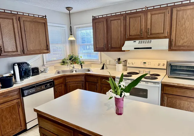 Photo 4 of Condo for sale at 4840 Moss Crk Loop #8, Murrells Inlet, SC 29576 | MLS# 2612122 | Listing updated on 2026-09-14