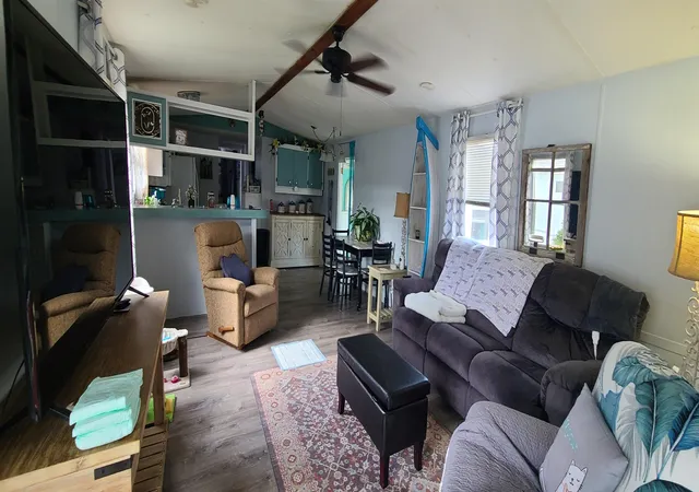 Photo 2 of Manufactured home for sale at 9 Crooked Is Cir, Murrells Inlet, SC 29576 | MLS# 2612349 | Listing updated on 2026-09-04