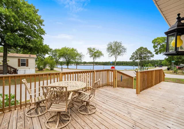 Photo 4 of Manufactured home for sale at 1529 Virgo Ln, Myrtle Beach, SC 29575 | MLS# 2612429 | Listing updated on 2026-09-11