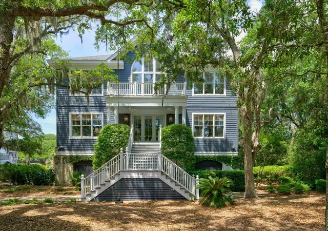 Photo 2 of Single family home for sale at 122 Sea Is Dr, Georgetown, SC 29440 | MLS# 2612576 | Listing updated on 2026-09-11