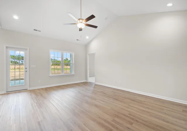 Photo 2 of Sale Pending at 1142 W Business 9, Loris, SC 29569 | MLS# 2612740 | Listing updated on 2026-09-15