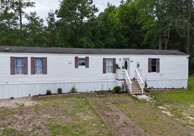Photo 1 of Manufactured home for sale at 1194 Rainbow Dr, Loris, SC 29569 | MLS# 2613421 | Listing updated on 2026-09-11