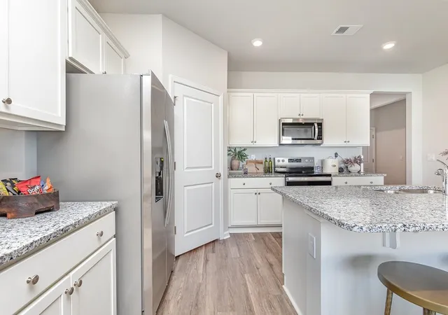 Photo 3 of Single family home for sale at 4067 Robin Song Way, Loris, SC 29569 | MLS# 2613444 | Listing updated on 2026-09-11