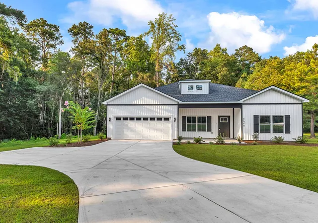 Photo 2 of Single family home for sale at 5649 Highway 668, Conway, SC 29526 | MLS# 2613882 | Listing updated on 2026-09-02