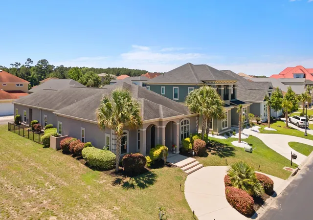 Photo 1 of Single family home for sale at 809 Bluffview Dr, Myrtle Beach, SC 29579 | MLS# 2614305 | Listing updated on 2026-10-07