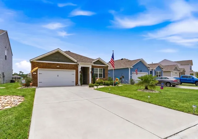 Photo 3 of Single family home for sale at 3185 Bells Lake Cir, Longs, SC 29568 | MLS# 2614392 | Listing updated on 2026-09-14