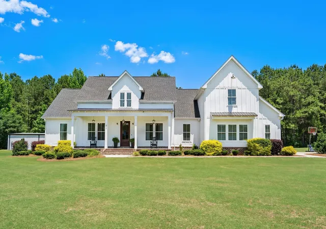 Photo 1 of Single family home for sale at 217 Tobacco Leaf Rd, Galivants Ferry, SC 29544 | MLS# 2614528 | Listing updated on 2026-09-09