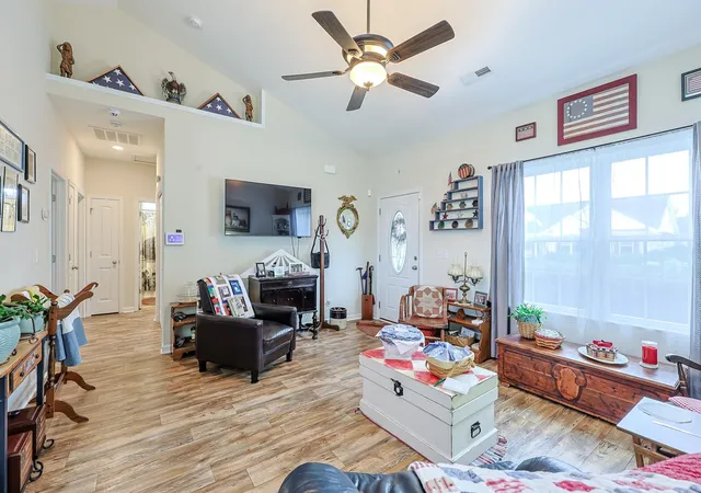 Photo 3 of Single family home for sale at 156 Oak Crst Cir, Longs, SC 29568 | MLS# 2614781 | Listing updated on 2026-09-18