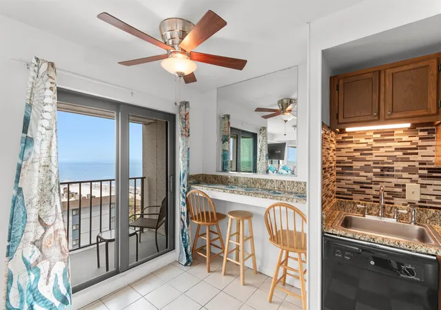 Photo 4 of Condo for sale at 5905 S Kings Hwy #809, Myrtle Beach, SC 29575 | MLS# 2614795 | Listing updated on 2026-09-11
